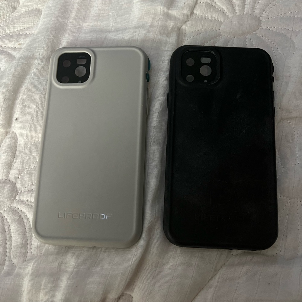 Lifeproof iPhone 11 Pro Max Cases (set of 2)